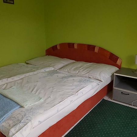 Penzión KORMOŠ Sturovo Exterior foto