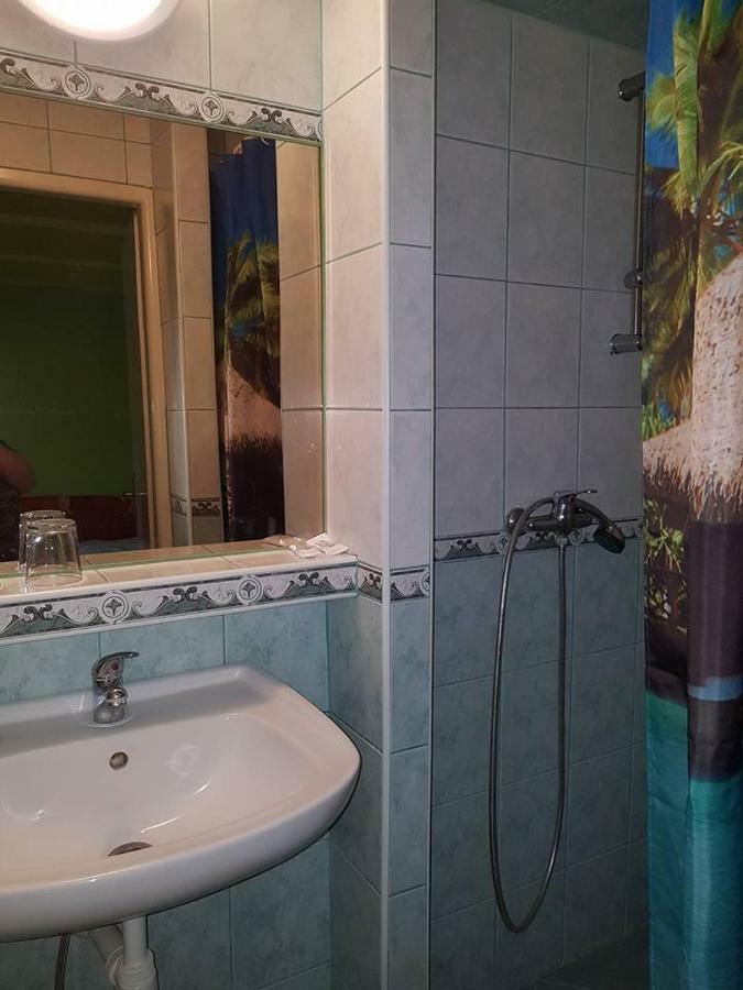 Penzión KORMOŠ Sturovo Exterior foto