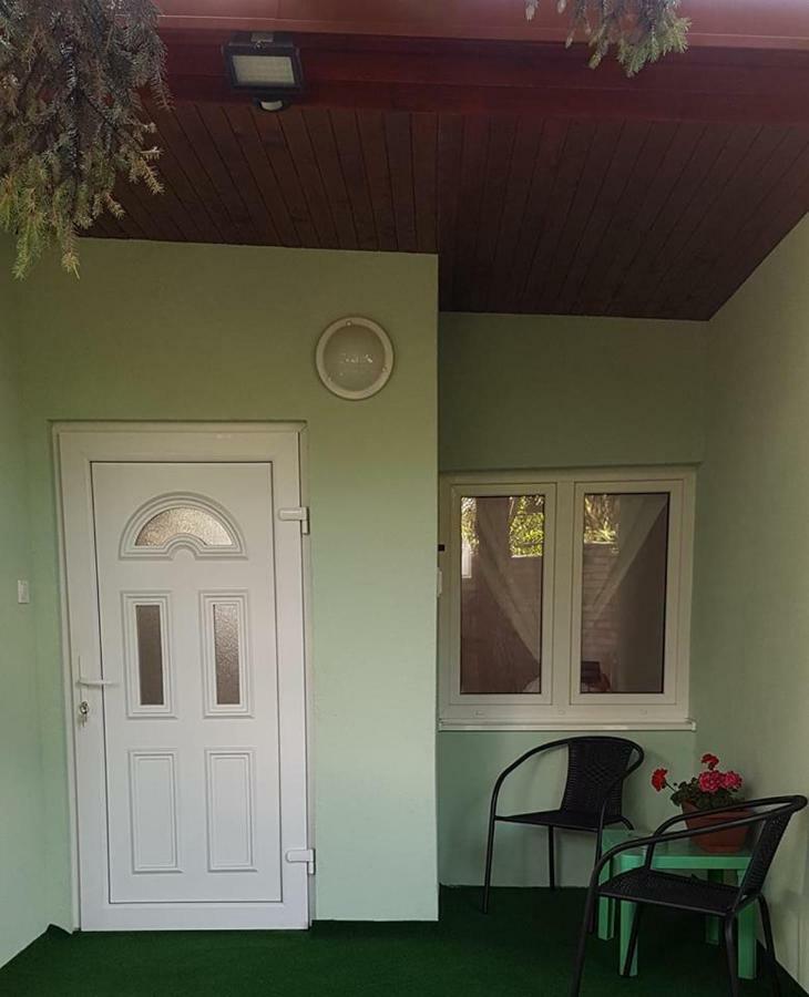 Penzión KORMOŠ Sturovo Exterior foto